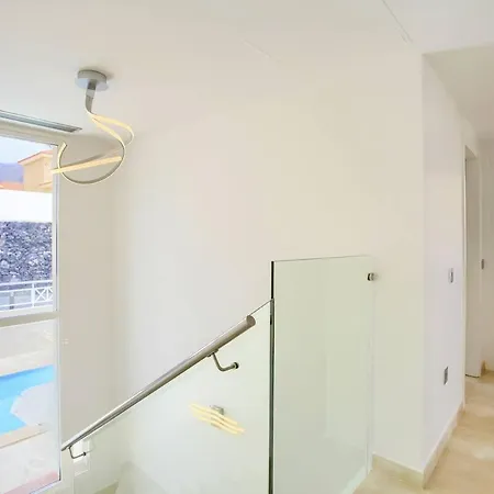 Luxe Paramount Costa Adeje Villa With Pool Jacuzzi Costa Adeje (Tenerife)