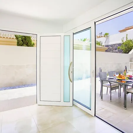 别墅 Luxe Paramount Costa Adeje Villa With Pool Jacuzzi